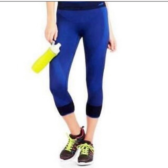 Seamless Capri Workout Leggings | Poshmark